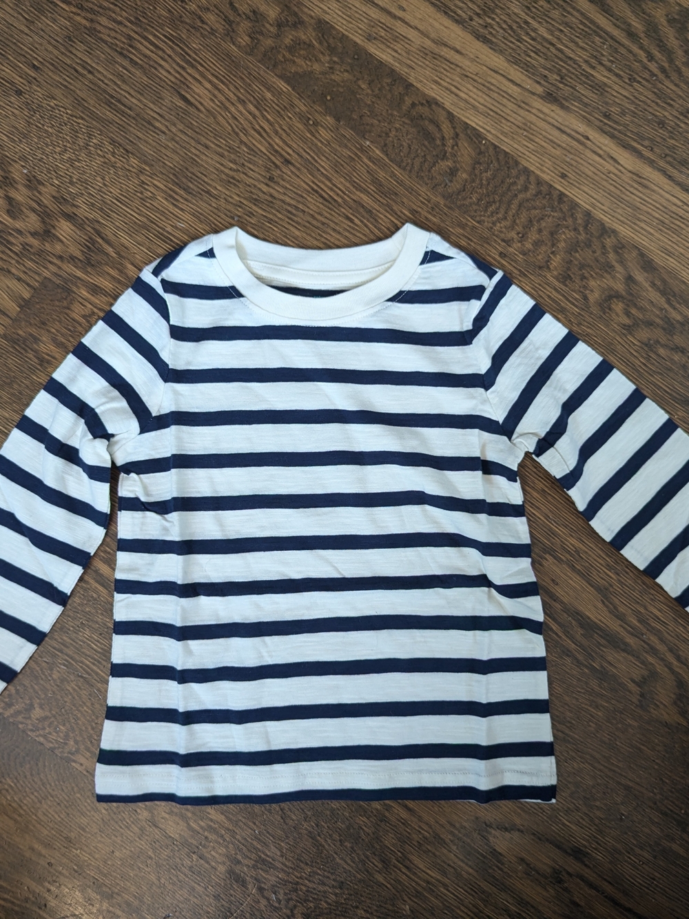 NWT Primary 2019 Ivory Navy Stripe Classic long sleeved Tee shirt Size 2, 2T